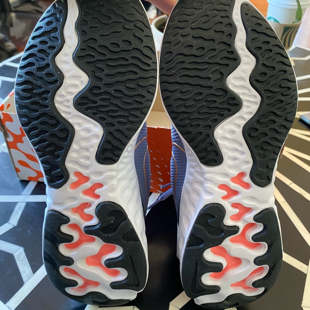 Nike Renew Run GS - Picture 12 of 15